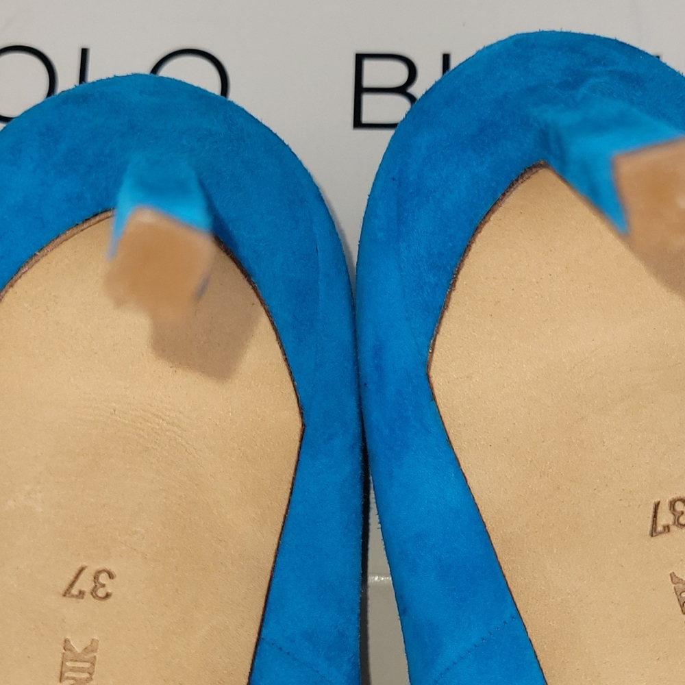 Manolo Blahnik Turquoise Suede Heels - Picture 9 of 9